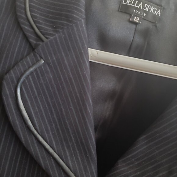 Della Spiga Italy, dark navy blue Blazer w leather accents and matching bermuda - Picture 8 of 15